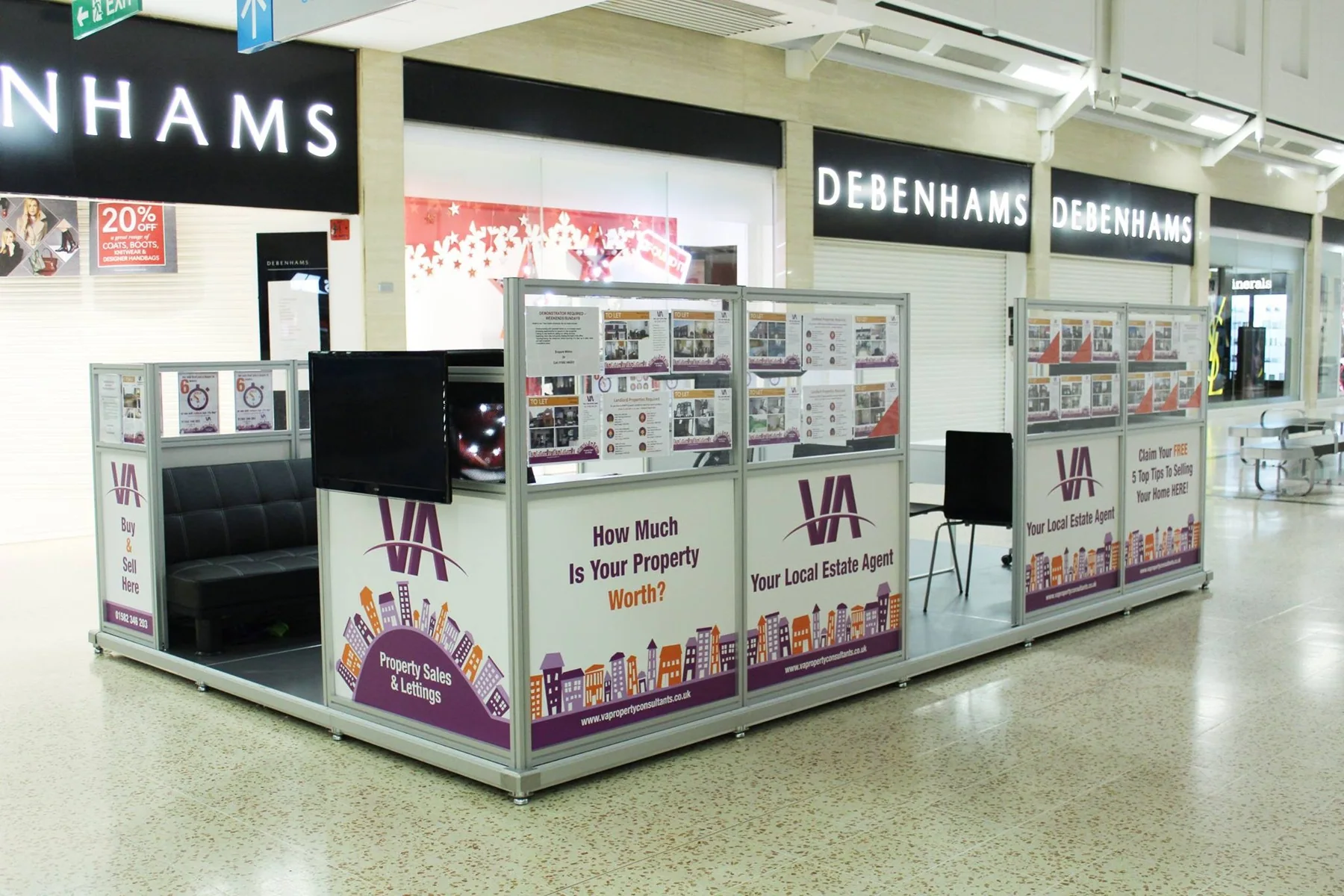 VA Property Consultants pop-up estate agency in a shopping centre